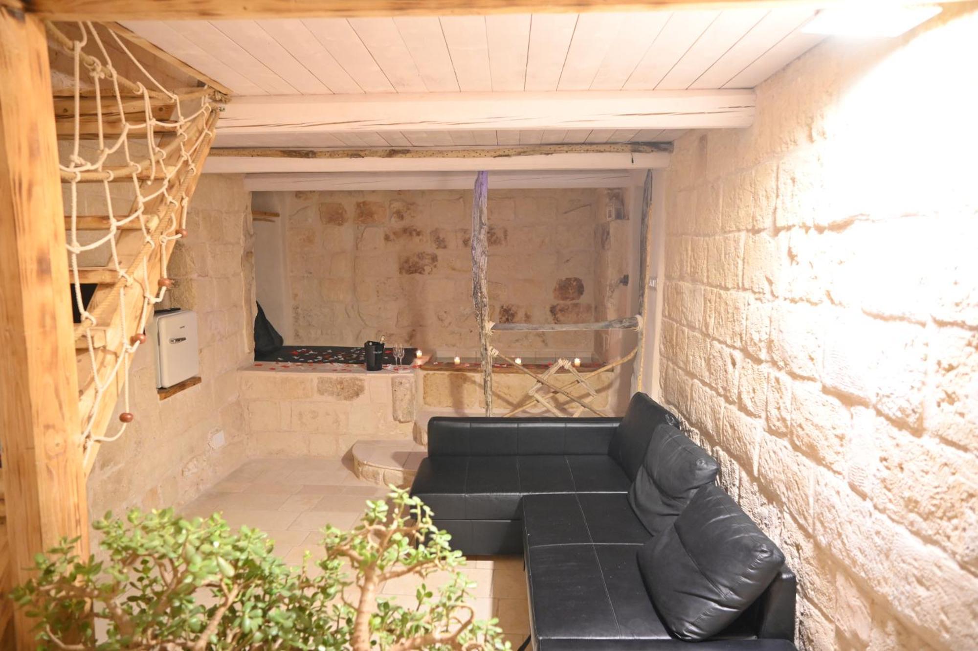 Archi Barbacana Monopoli Exteriör bild